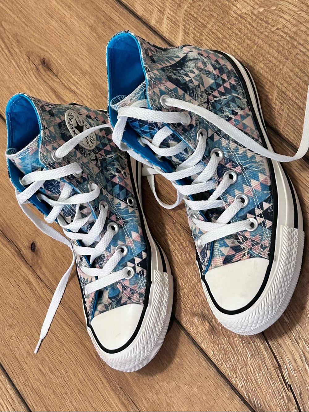 Converse Chuck Taylor High Top Sneakers  Geometric Faded Cream Teal Pink W Sz 5 - Picture 2 of 16